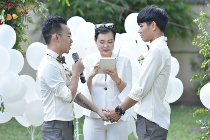 8 năm sau luật bỏ cấm kết hôn cùng giới: Những khởi sắc trong xã hội Việt